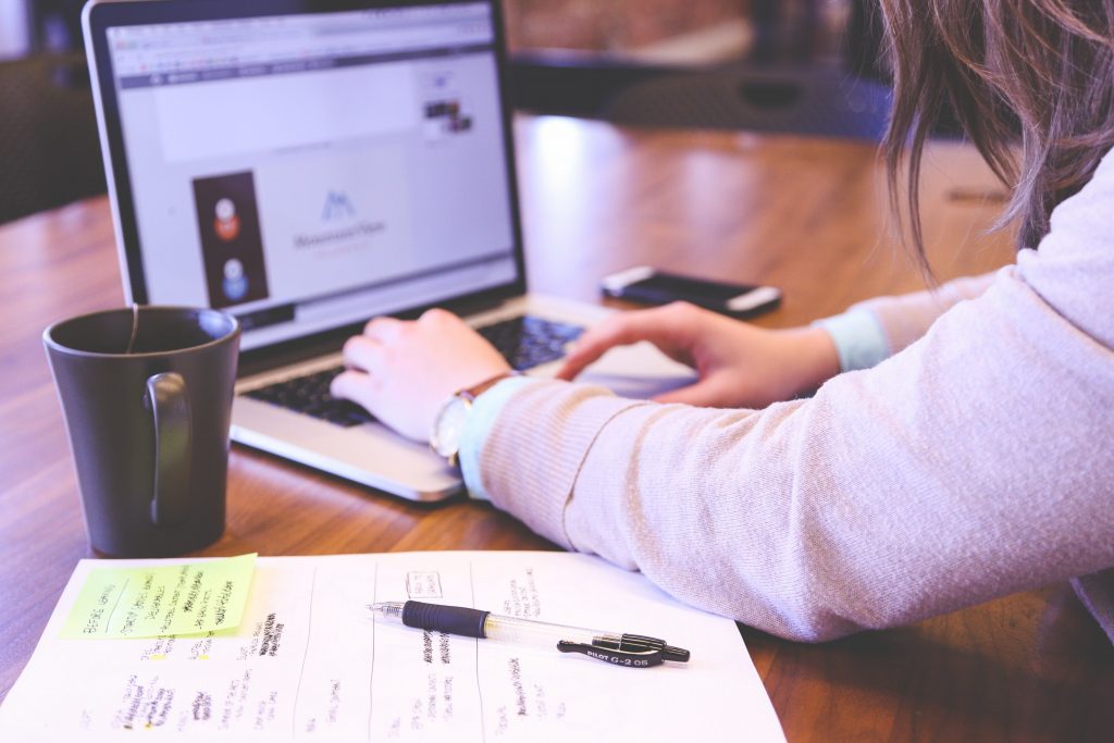 Vendre des formations ou donner des cours en ligne