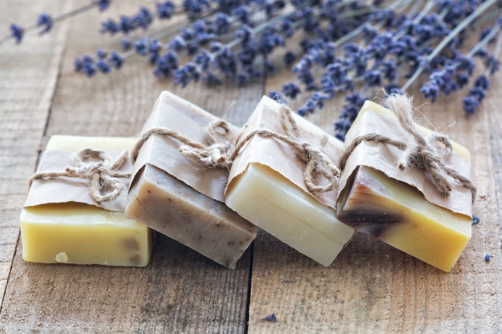 Toutes les informations à savoir sur les propriétés du savon au lait de chèvre