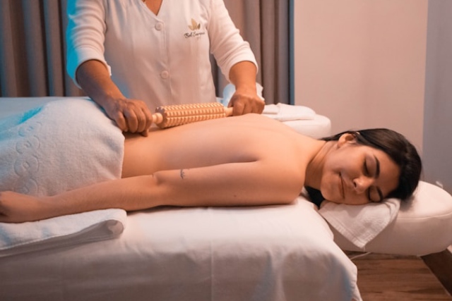L&rsquo;huile végétale chauffée : le trésor des massages d&rsquo;Aléria