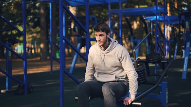 Musculation en plein air : une alternative efficace aux salles traditionnelles ?