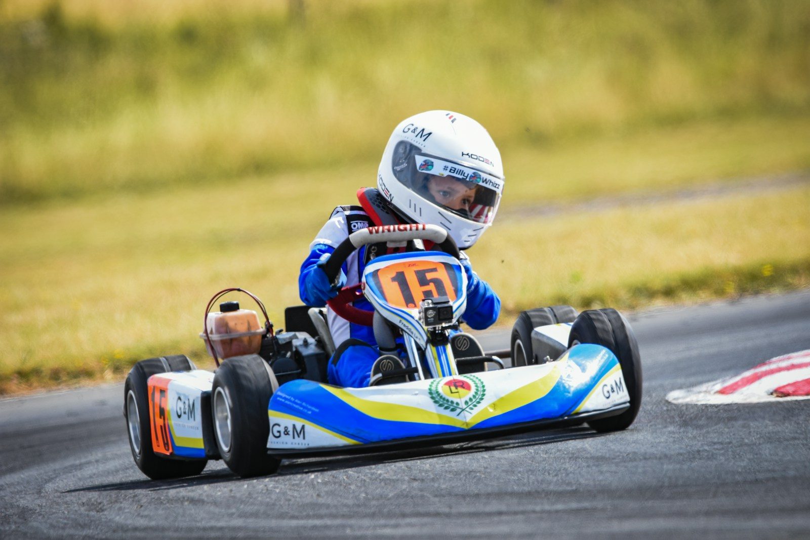 Apprendre à conduire un kart à son enfant dès 3 ans